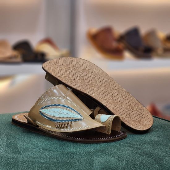 صورة زبيري وطني مطرز ارضيه جلد مديل و22